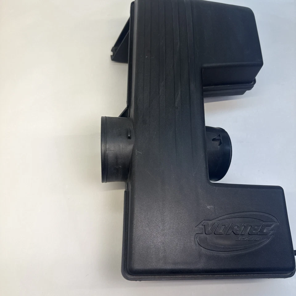 2004-2006 Colorado Canyon 3.5L V6 Vortec Air Intake Resonator Box 15088289 OEM - Image 4 of 4