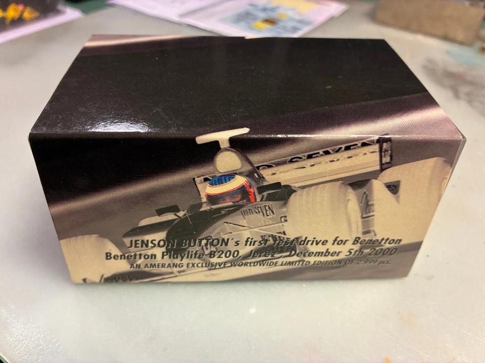 1/43 Minichamps Benetton B200 1st Test Jerez Jenson Button 2000 - Bild 3 von 3