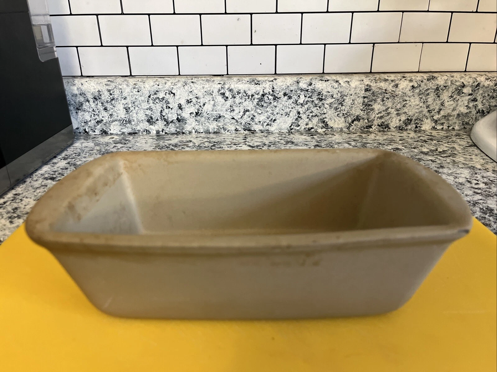 The Pampered Chef Loaf Pan Stoneware Family Heritage K 109
