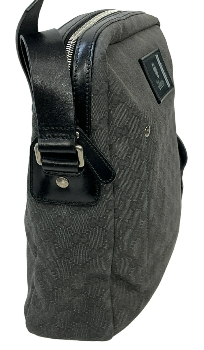 Gucci - GG Supreme Messenger Bag, Men, Black