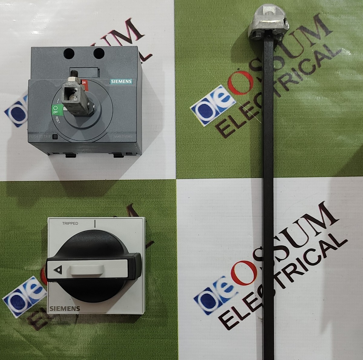 SIEMENS 3VM9117-0FK51 DOOR MOUNTED ROTARY OPERATOR HANDLE 3VM 100