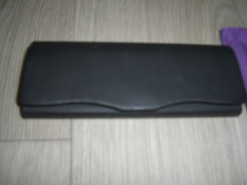 Damen Sonnenbrille fielmann rot mit Etui - Bild 7 von 8