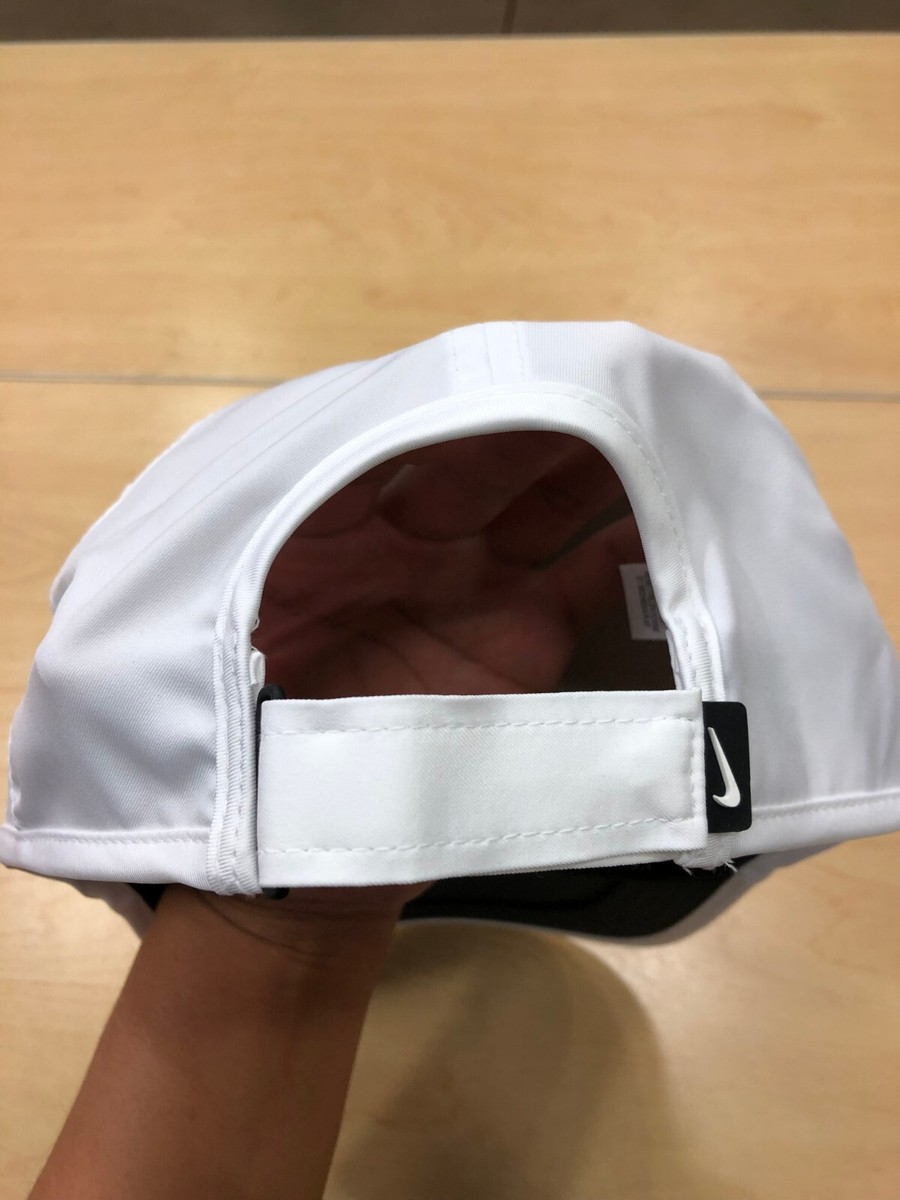 Nike Dri-FIT Club Unstructured Featherlight Cap White FB5682 Nike Dri-FIT Club Unstructured Featherlight Cap White FB5682