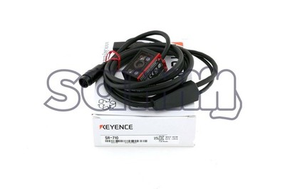 KEYENCE SR-710 CODE READER New