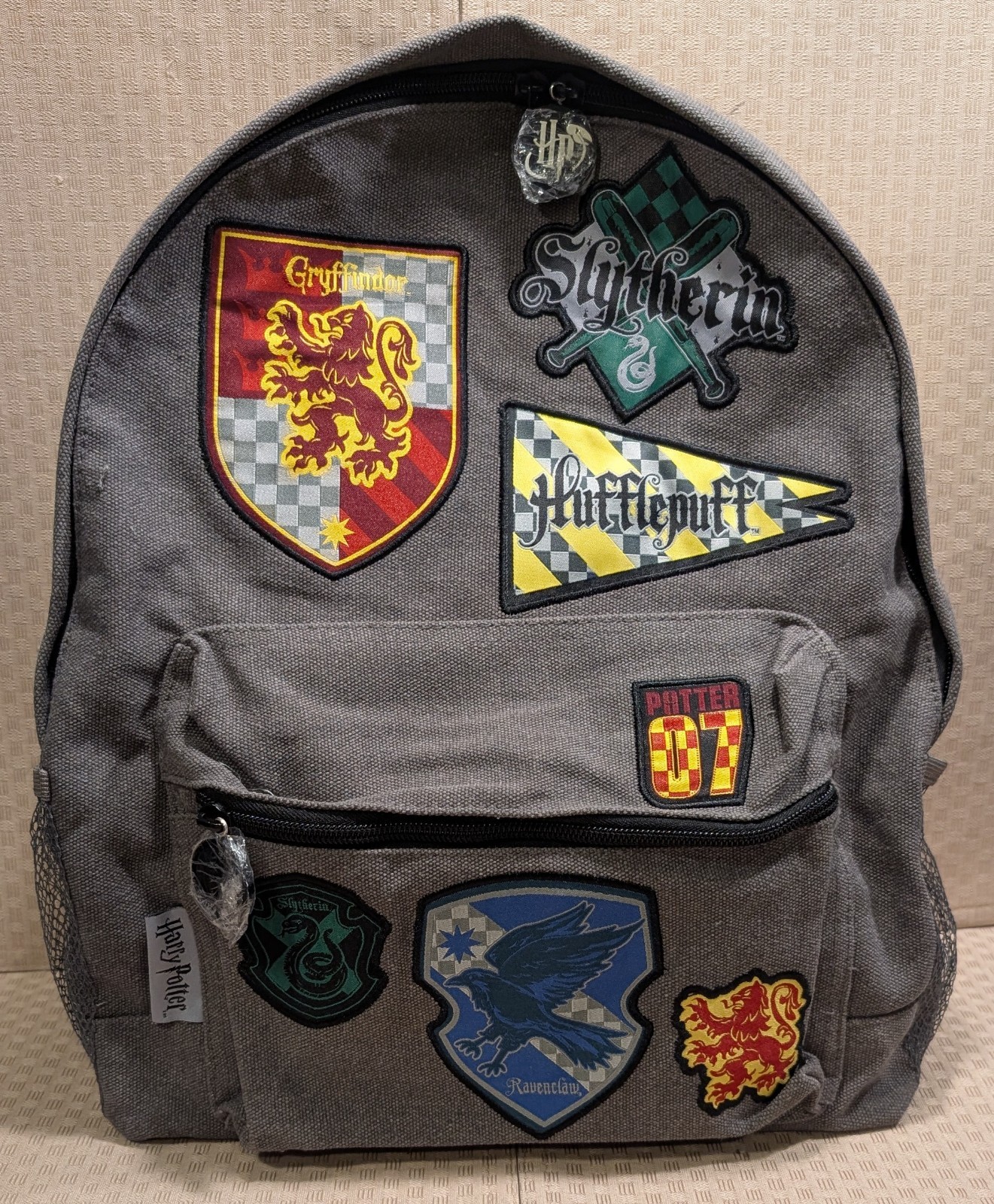 Wizarding World Harry Potter Backpack, Hogwarts Patches, Gray, Medium Size NWT