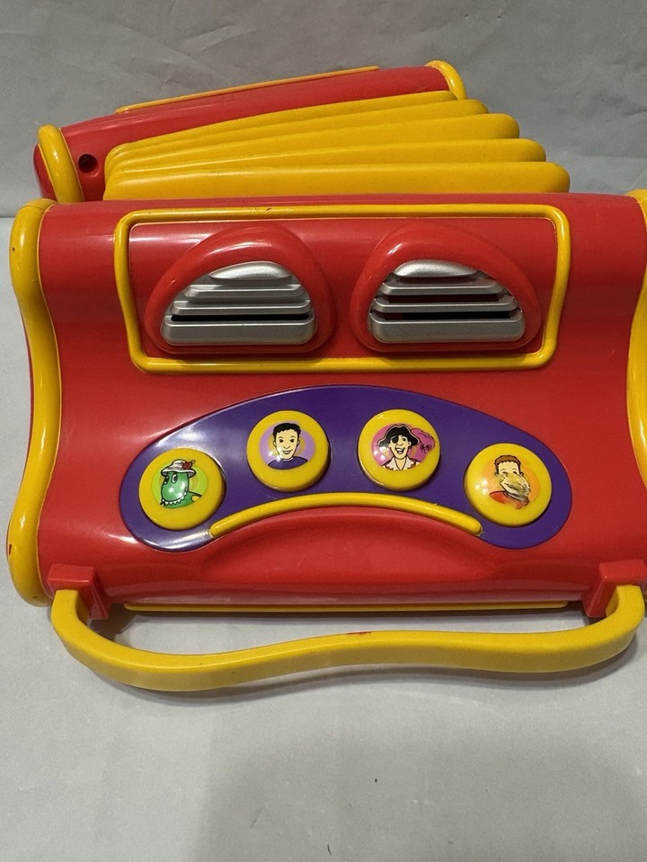 the-wiggles-musical-accordion-toy-2004-spin-master-lights-sounds-kids