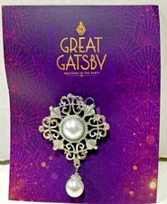 THE GREAT GATSBY Welcome to the Party BROADWAY MUSIC + PEARL BROOCH+ NEW!