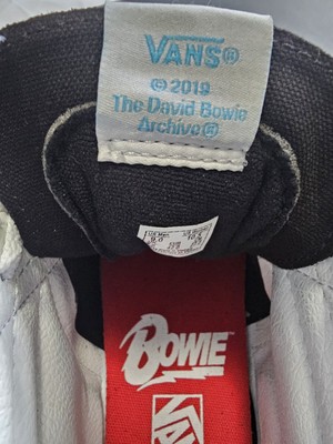 Vans x David Bowie Sk8-Hi Diamond Dogs Sneakers - 9M 10.5W Beli David Bowie x Vans SK8-Hi  main image 3