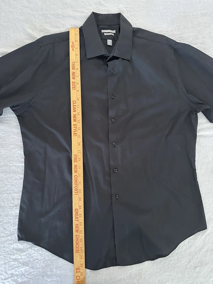 Van Heusen XL 17-17.5 34/35 Fitted Wrinkle Free Button Shirt Black Long Sleeve - Image 4 of 4