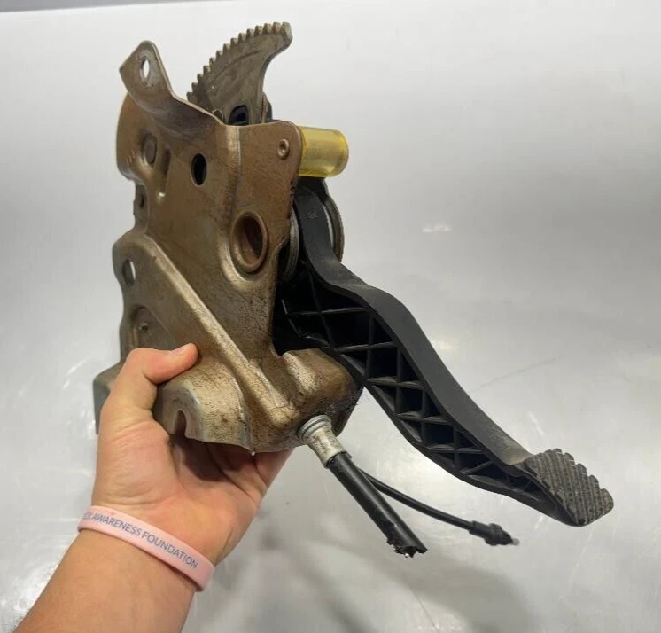 Chrysler LHS 1999 montaje de palanca de freno de estacionamiento de emergencia pieza original OEM Foto 2 de 4