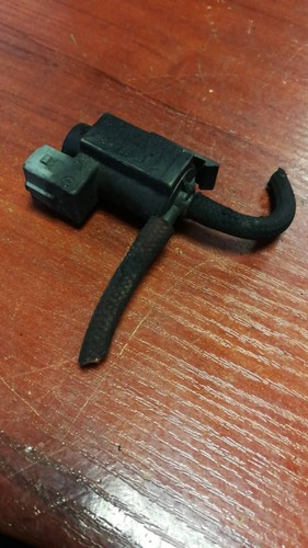 BMW 520D E60 / E61 LCI 2.0 DIESEL N47 UNTERDRUCK STEUERSENSOR VENTIL 7537612