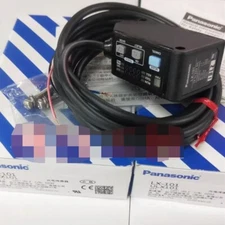 1PC NEW Panasonic LX-101 Color Mark Photoelectric Sensor LX101