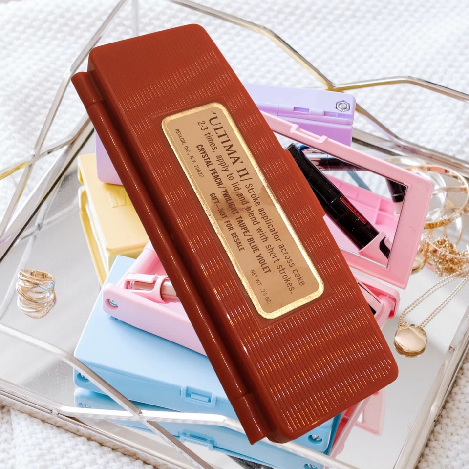 Relvon ULTIMA’ II Eyeshadow Palette ~ CRYSTAL PEACH/TWILIGHT TAUPE/BLUE VIOLET - Image 4 of 4