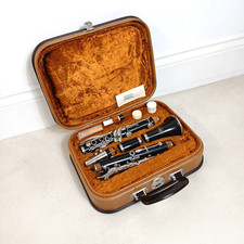 VINTAGE CORTON AMATI KRASLICE CLARINET AND CASE