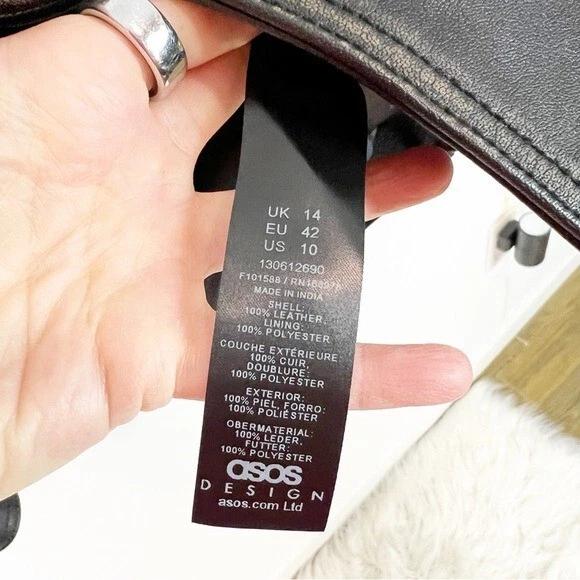 CHAQUETA DELANTERA CON BOTONES DE CUERO MARRÓN DISEÑO ASOS PARA MUJER 10 Foto 3 de 4