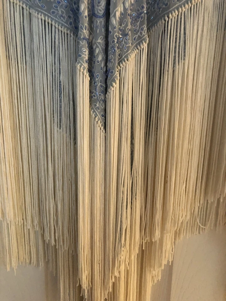 Poncho Tanja Pignatelli flecos de seda con cuentas azul claro y marfil nuevo con etiquetas vintage Foto 2 de 4