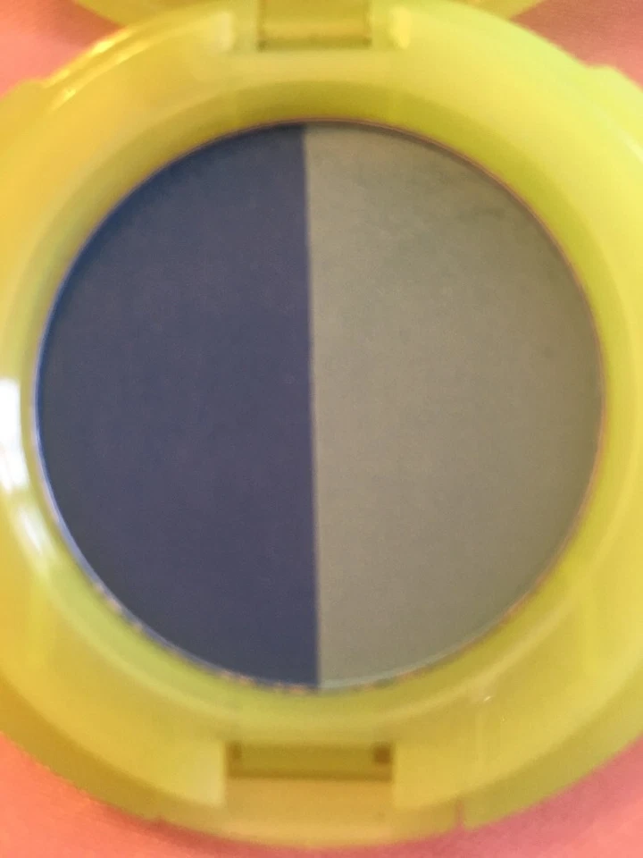 Models Prefer SECRET GARDEN APRIL IN PARIS CHAMPS ELYSEES EYES (BLUE) beautiful - Image 2 of 4