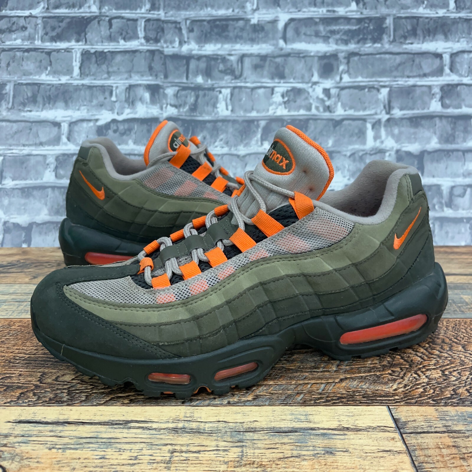 Zuigeling zoete smaak Trottoir Nike Air Max 95 OG Total Orange Olive Green Tan Mens Size 9.5 Rare  AT2865-200 | eBay