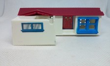 Vintage Micro Machines Travel City playset Suburban House Accessory Galoob 1987