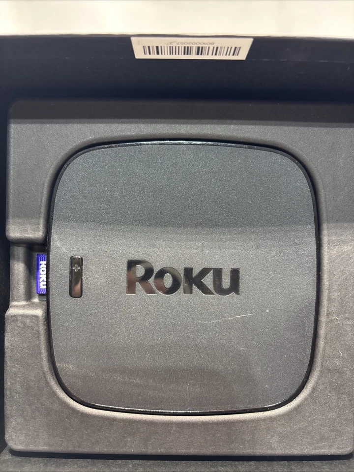 Roku Ultra 4670X HD 4K HDR Streaming Player Device Power Supply Headphones Only - Image 2 of 4