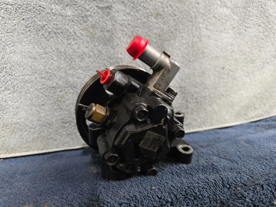 Power Steering Pump Assembly 2008 Lincoln MKX Ford Edge used - Image 2 of 4