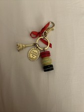 Portachiavi LADUREE originale anello Torre Eiffel ciondolo macaron in nastro rosa con scatola