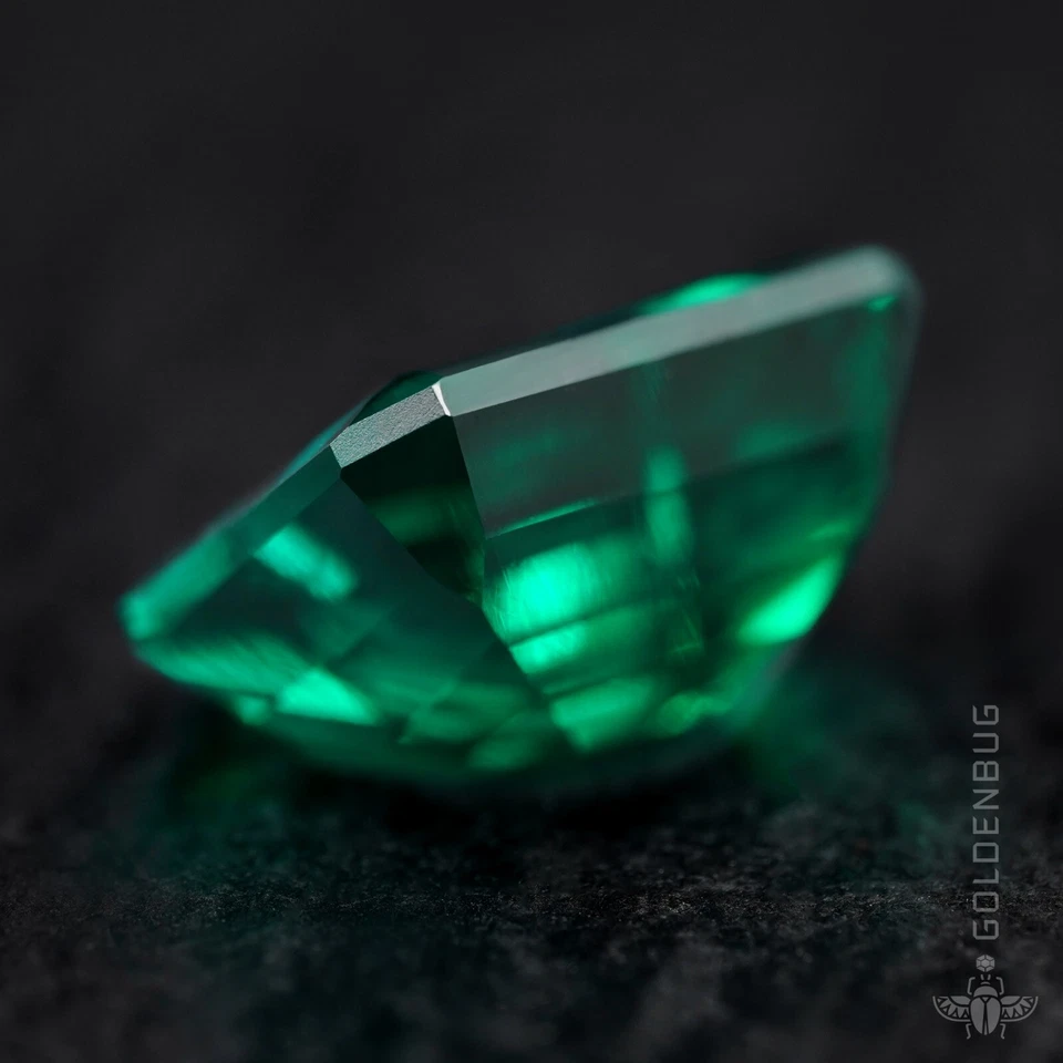 Emerald Genuine Octagon Clean Top Green Hydrothermal Gemstone Zambian Emerald EU - Image 3 of 4