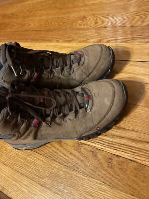 Vasque Hiking Boots Ultra Dry Vibram Soles 7424M Mens Size 