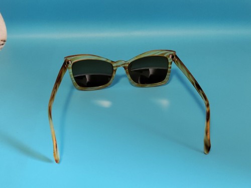 Image thumbnail 11