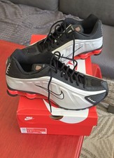 Nike Shox R4 Sneaker Herren Low Silber Schwarz Rot Größe 47.5