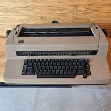 IBM Selectric III Correcting Typewriter VINTAGE in great condition