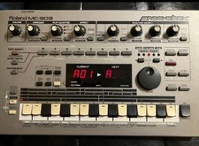 Roland MC-303 Groovebox with Manual - Power On Tested - Good