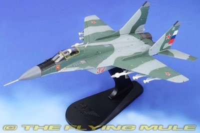 Hobby Master 1:72 MiG-29 Fulcrum-A Russian Air Force 960th Fighter Rgt Red 32