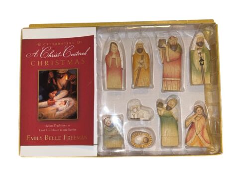 Celebrating A Christ-Centered Christmas Nativity Gift Set By Emily Belle Freeman - Afbeelding 1 van 7