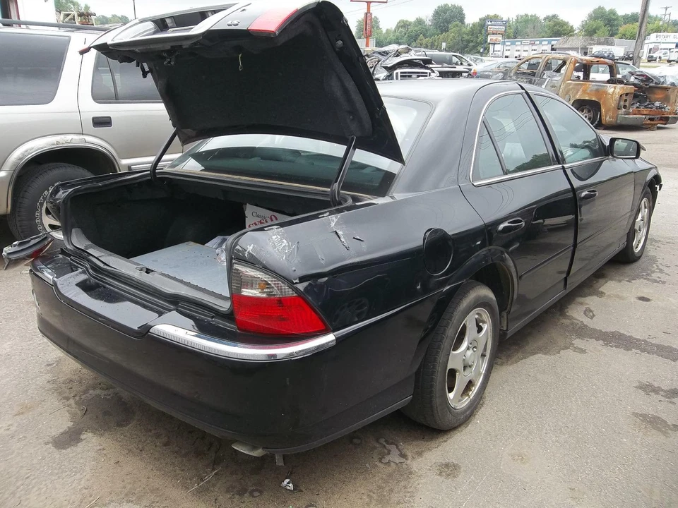 Compresor de aire acondicionado usado se adapta a: Lincoln Lincoln LS 2003 6 cilindros 3,0 L ID YR8H-19D629 Foto 3 de 4