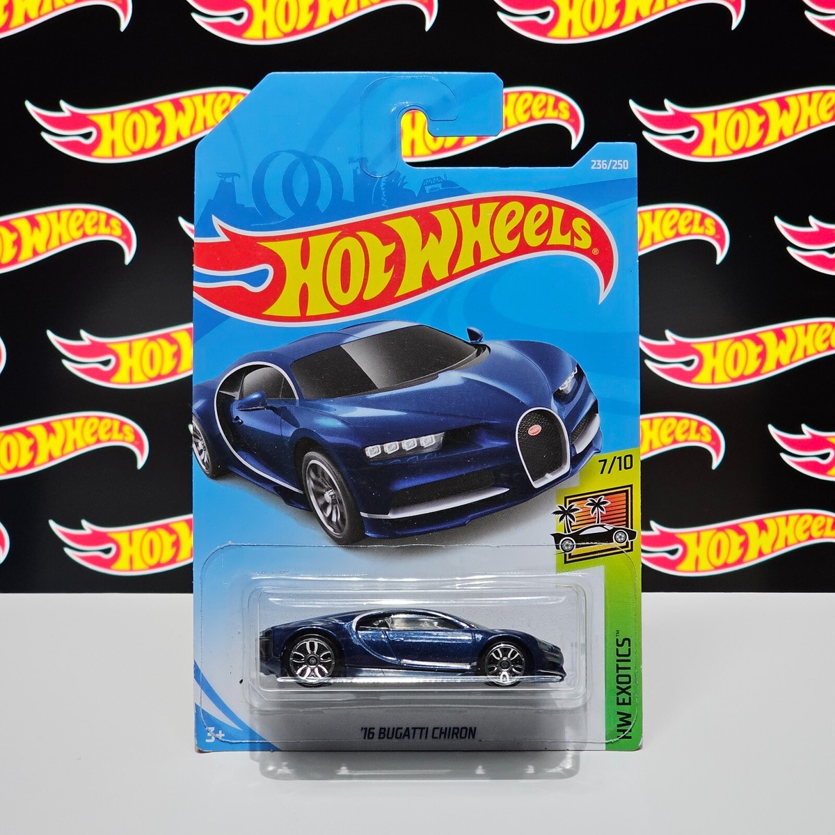 Hot Wheels Bugatti Chiron in Blue HW Exotics UK