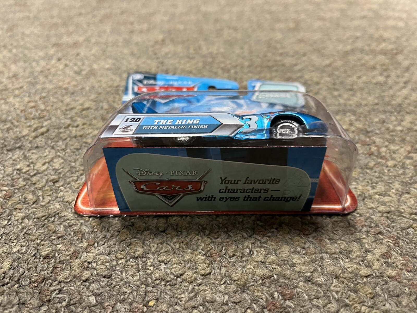 + Disney Pixar Cars Chase Dinoco 43 The King with Metallic Finish 120