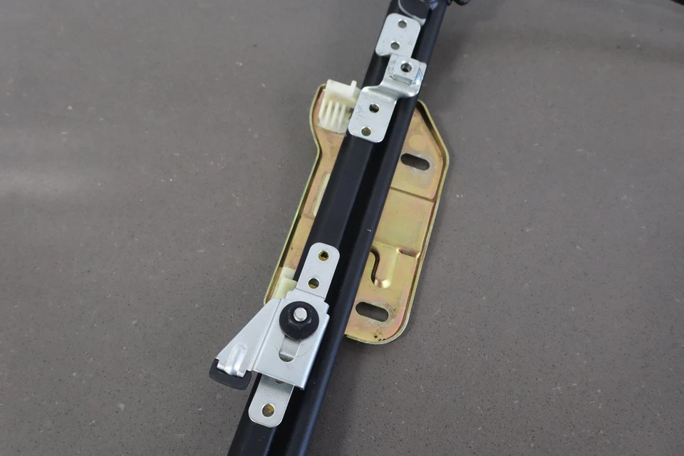 Регулятор правого пассажирского окна 1997-2002 Plymouth Chrysler Prowler *восстановлен* - Изображение 3 из 4