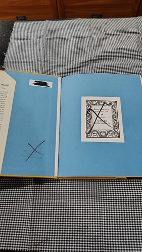 Animals that hide Imitate and bluff Lilo Hess hardcover vintage 1970 - Picture 2 of 8