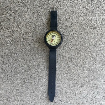 Vintage Dacor Wrist 150 ft Depth Gauge Scuba Skin Diving