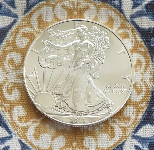2013 - AMERICAN EAGLE - One Dollar - .999 1oz Fine Silver