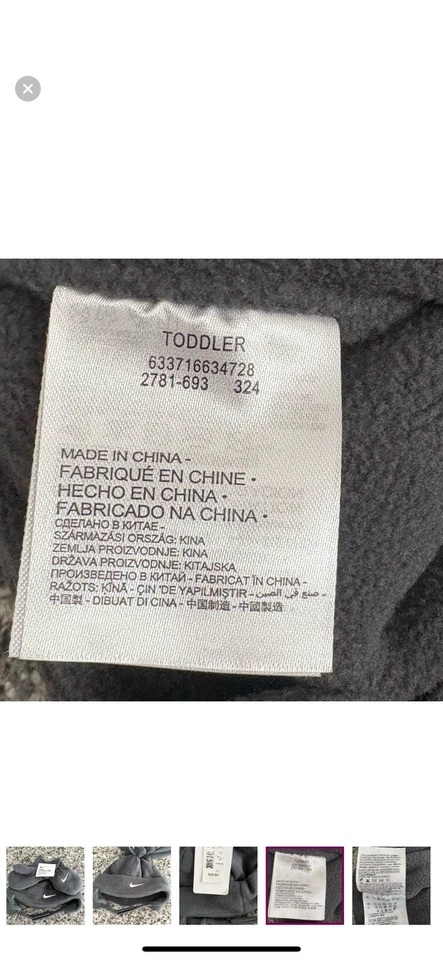 NUEVO CON ETIQUETAS - Juego de gorras y mitones polar Nike Swoosh para niños pequeños, gris oscuro Foto 4 de 4