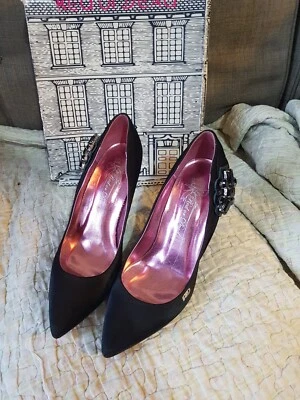 Red or Dead High Heels Size 7 Party in box - Image 1 of 4