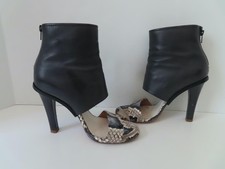Maison Martin Margiela Black Leather/Snake Print Heels/Shoes EUR 37/US 7