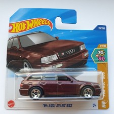 Audi Avant RS2 29/250 HW 2025 Hot Wheels '94 años 70 vs 90 2/10 coche marrón 1/64