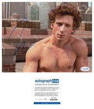 JEREMY ALLEN WHITE SIGNED SHAMELESS THE BEAR CALVIN KLEIN 8x10 PHOTO - ACOA COA