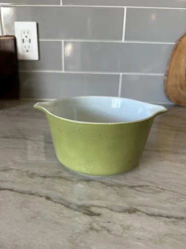 Pyrex 473 1 Qt. casserole Verde Green Cinderella round mixing Bowl Vintage MCM