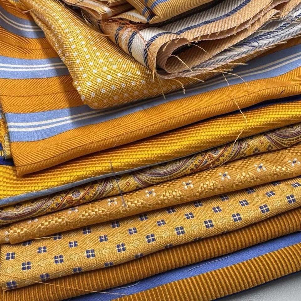 Paquete Lote 12 restos de tela amarilla 100 % seda italiana costura hágalo usted mismo Foto 2 de 4