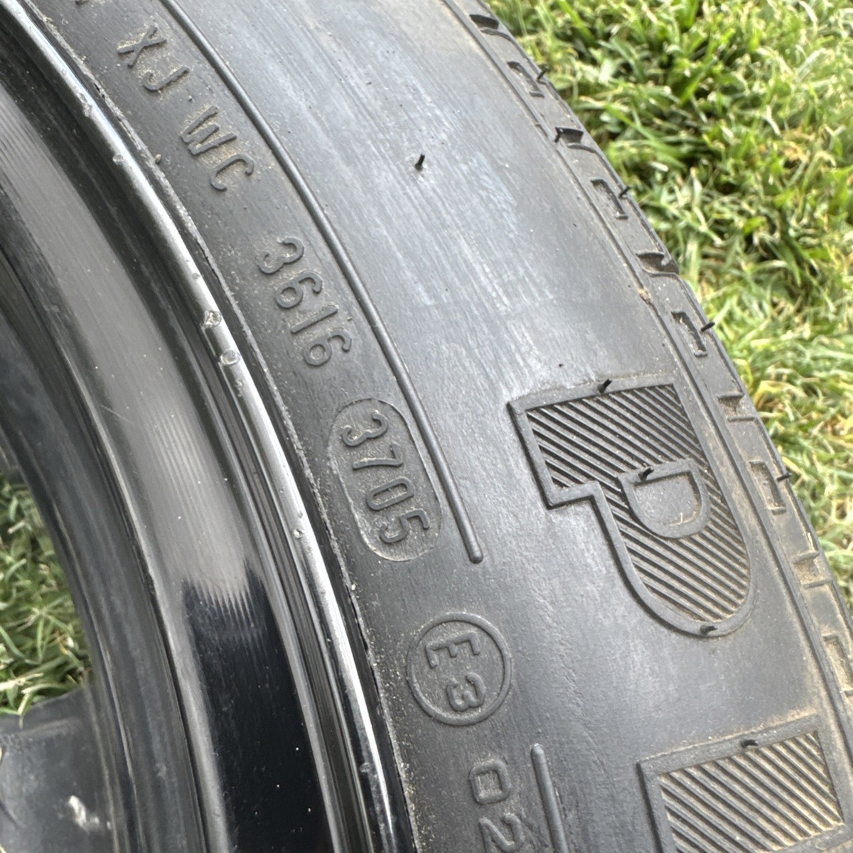 Volvo OEM Pirelli 115/85 R18 Spare Wheel/Tire Combo for V70 R S60 
