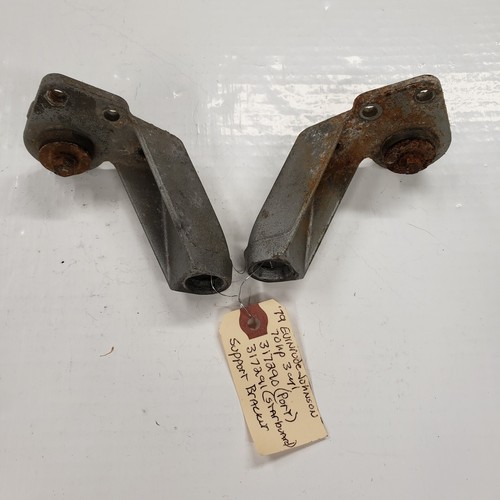 317290 317291 Evinrude Johnson Supports Cowling 1979 70hp And Other Models  - Foto 1 di 2